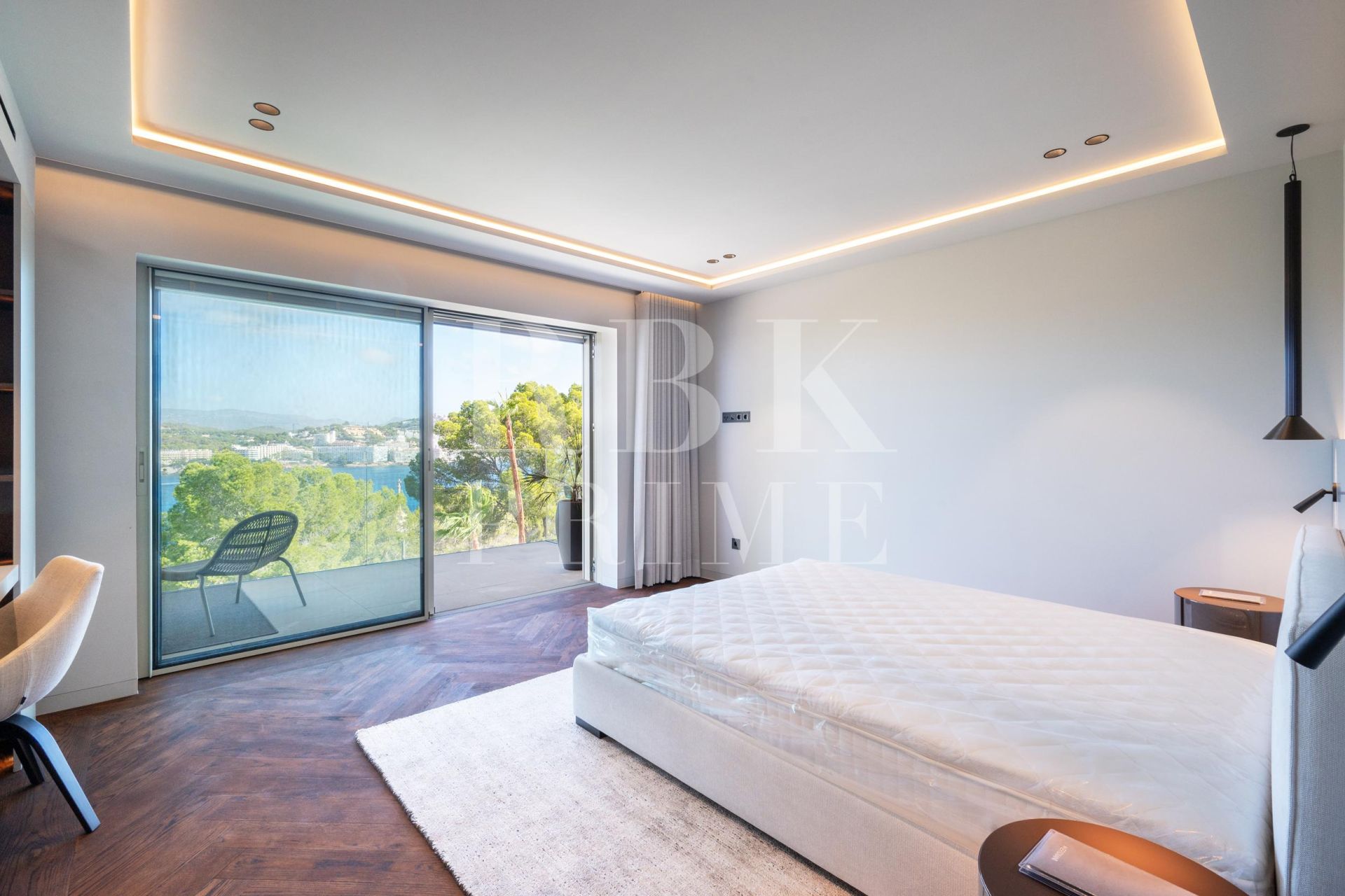 Available - Detached house - Calvià