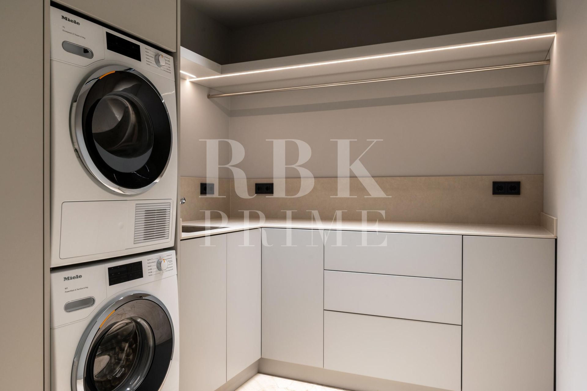 Available - Detached house - Calvià