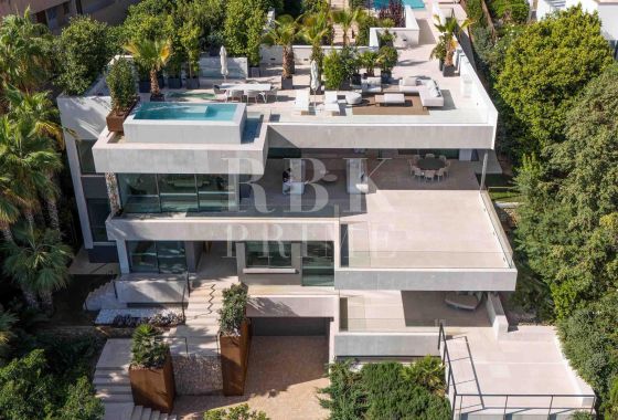 Villa · Available - Calvià
