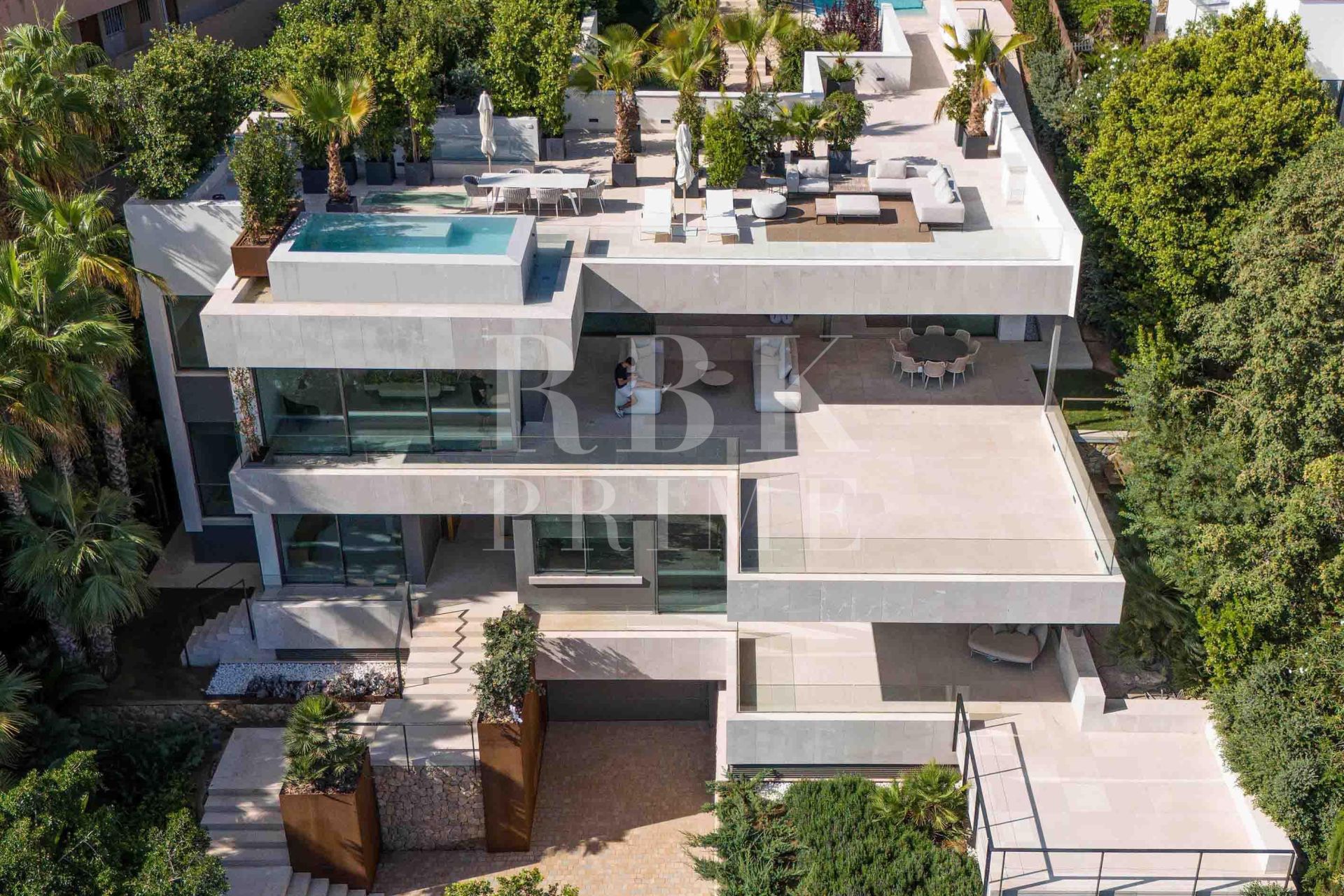 Available - Villa - Calvià