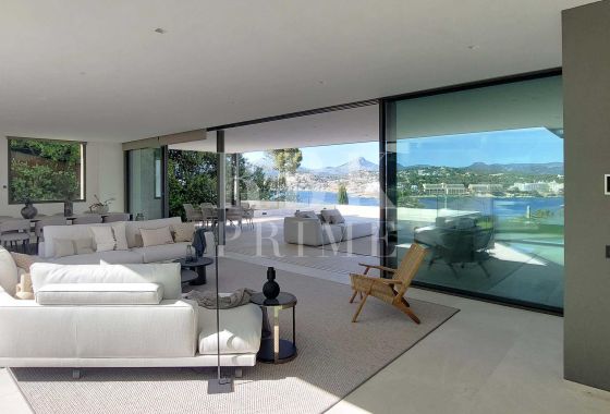 Villa · Available - Calvià