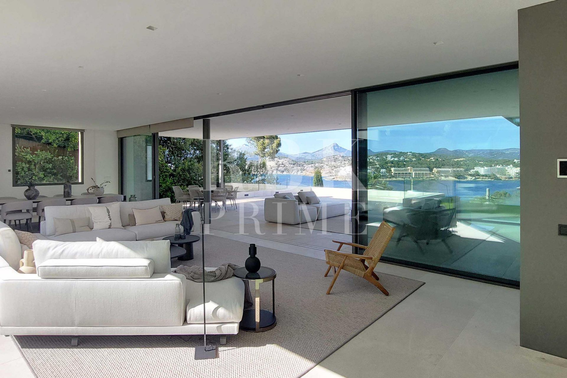 Available - Villa - Calvià