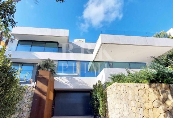 Villa · Available - Calvià