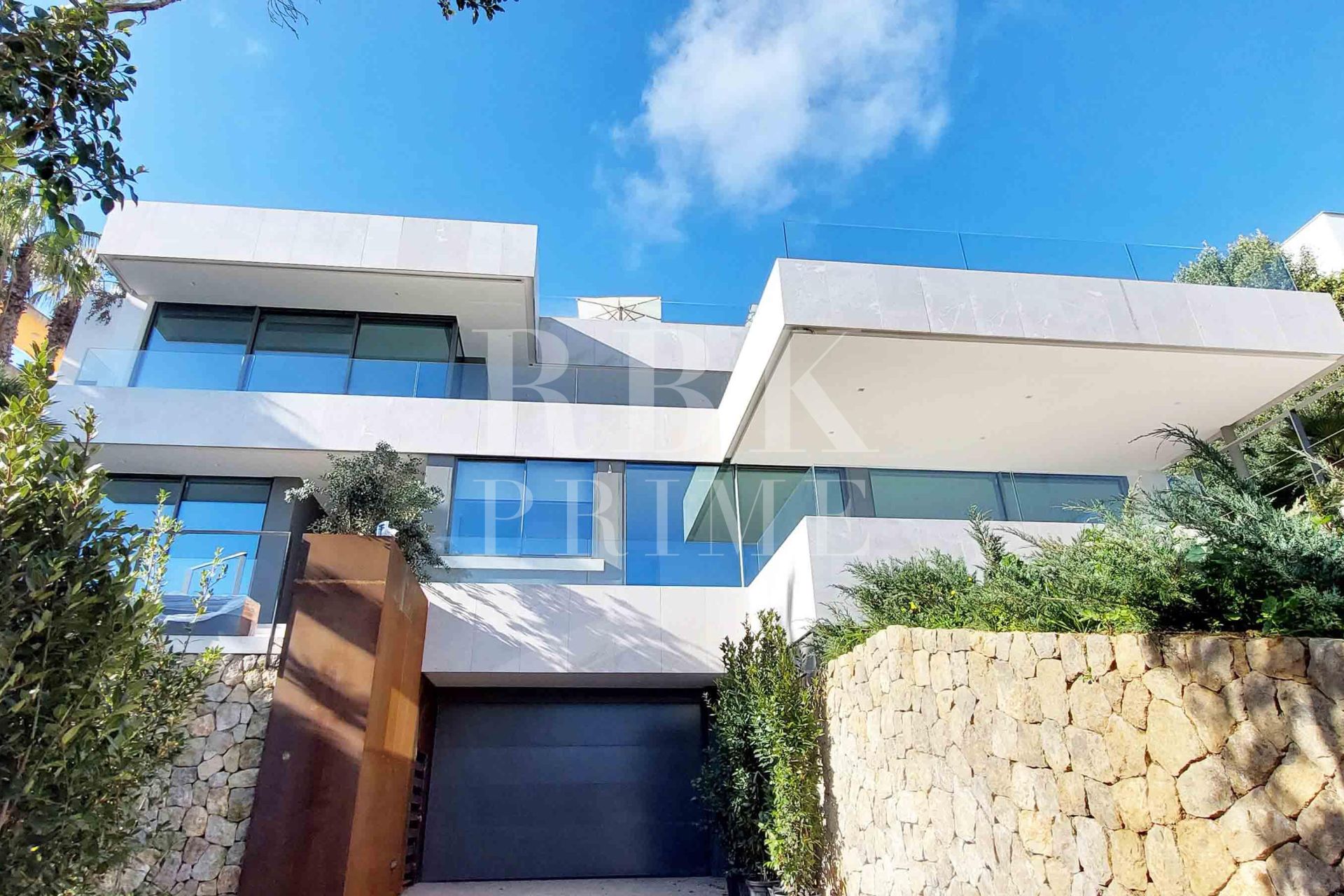 Available - Villa - Calvià