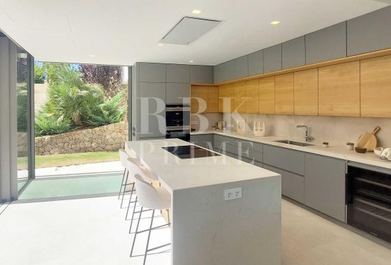 Villa · Available - Calvià