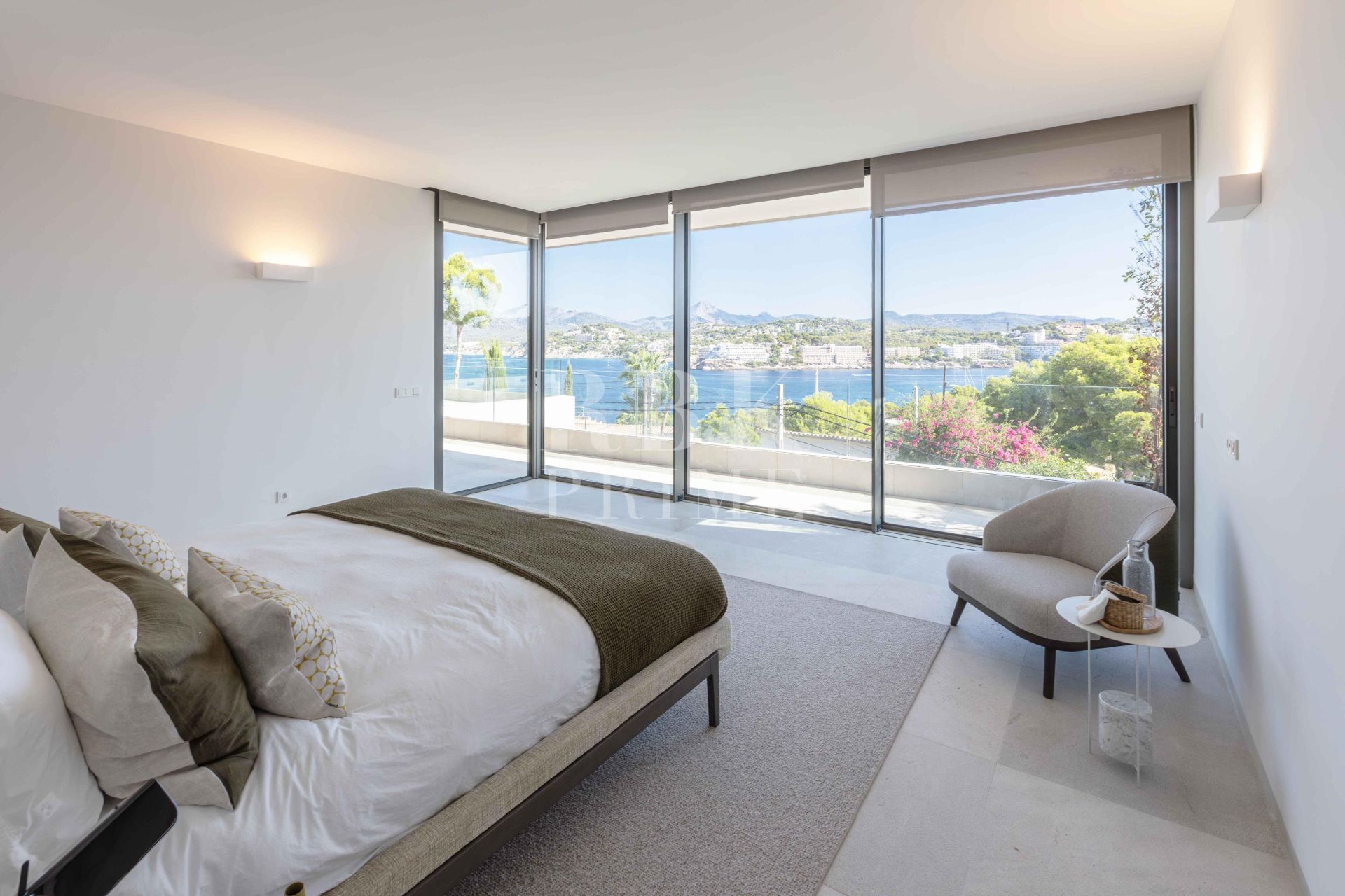 Available - Villa - Calvià