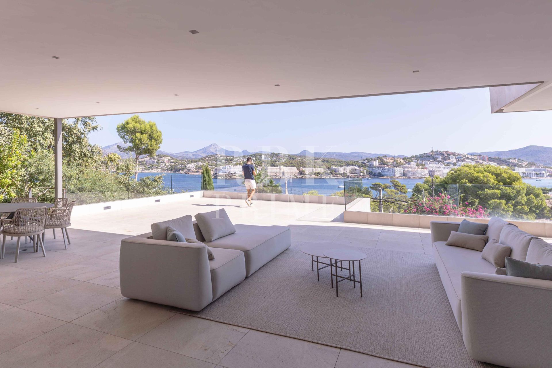 Available - Villa - Calvià
