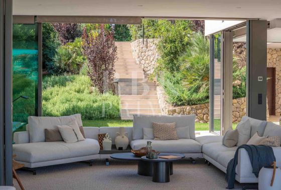 Villa · Available - Calvià