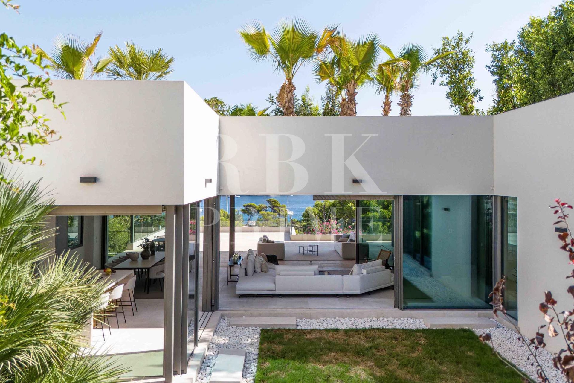 Available - Villa - Calvià