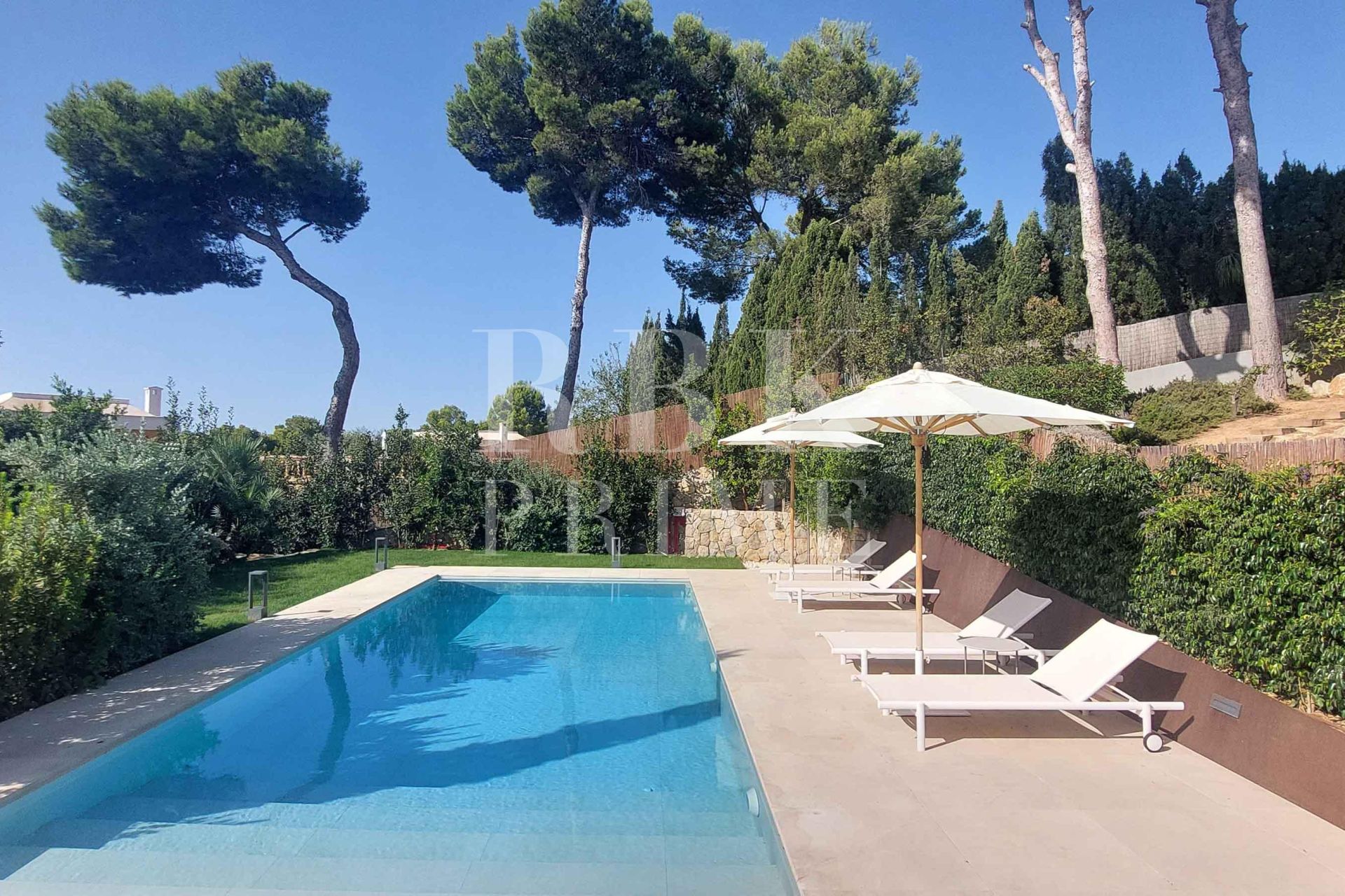 Available - Villa - Calvià