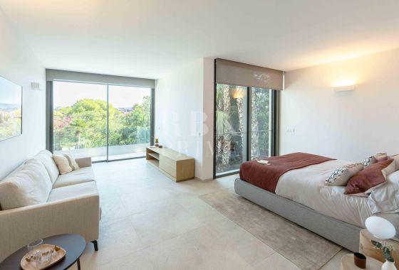 Villa · Available - Calvià