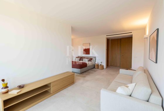 Villa · Available - Calvià