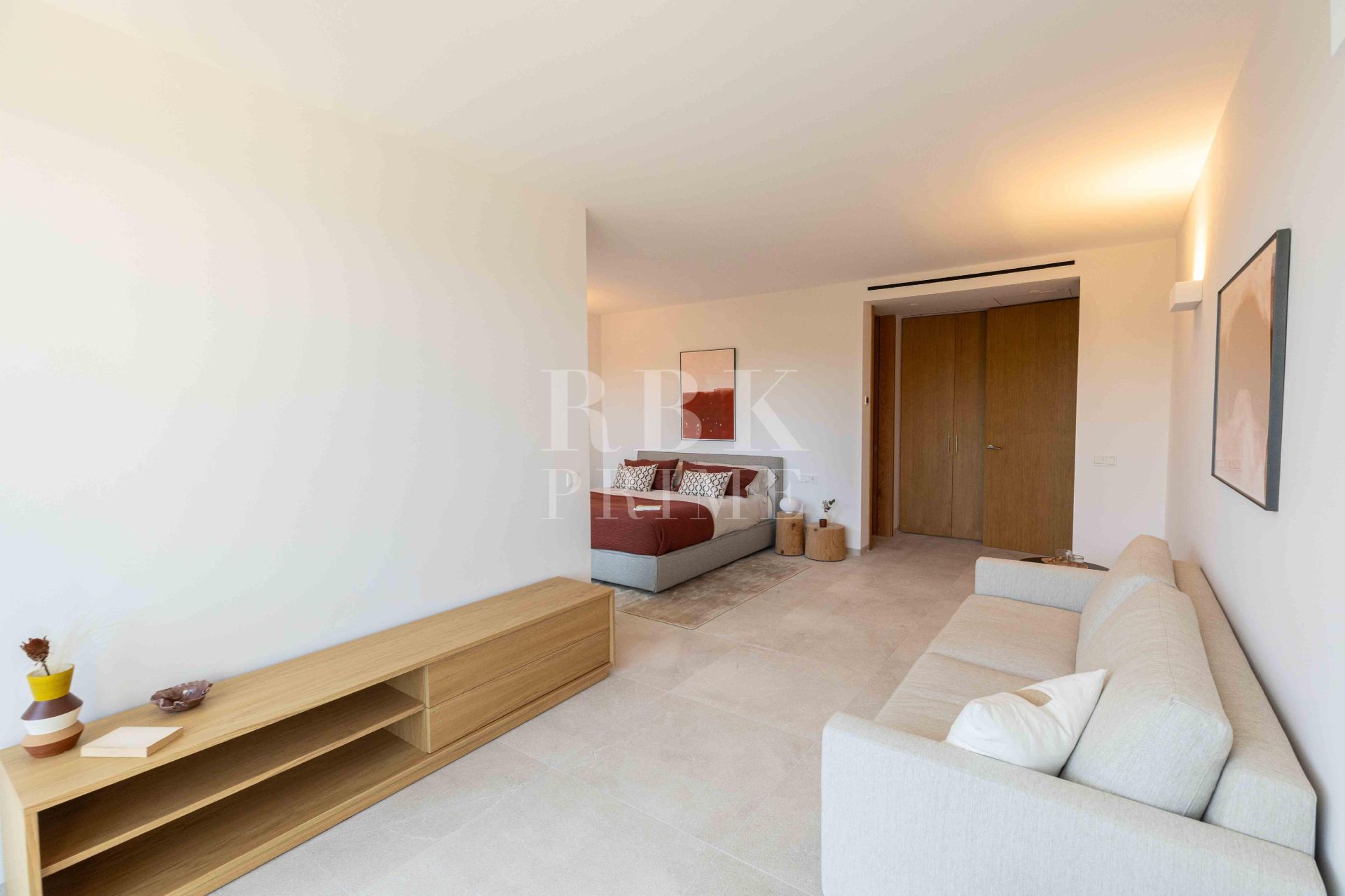 Available - Villa - Calvià