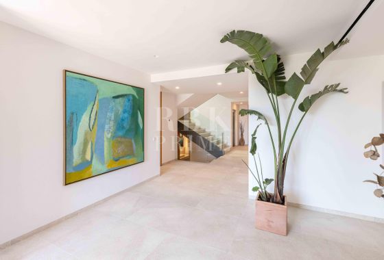 Villa · Available - Calvià