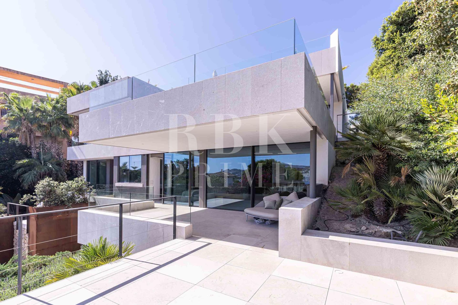 Available - Villa - Calvià