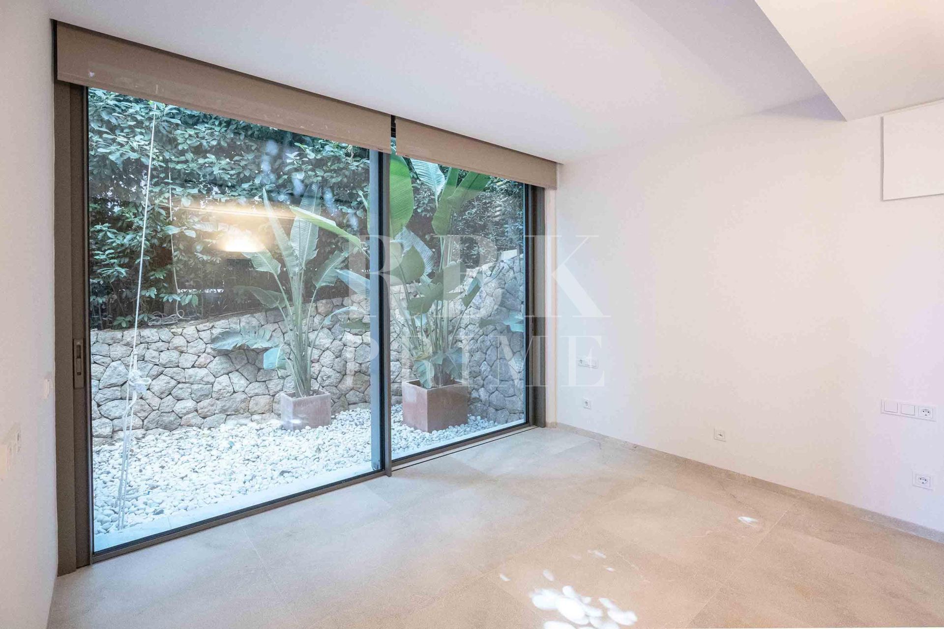 Available - Villa - Calvià
