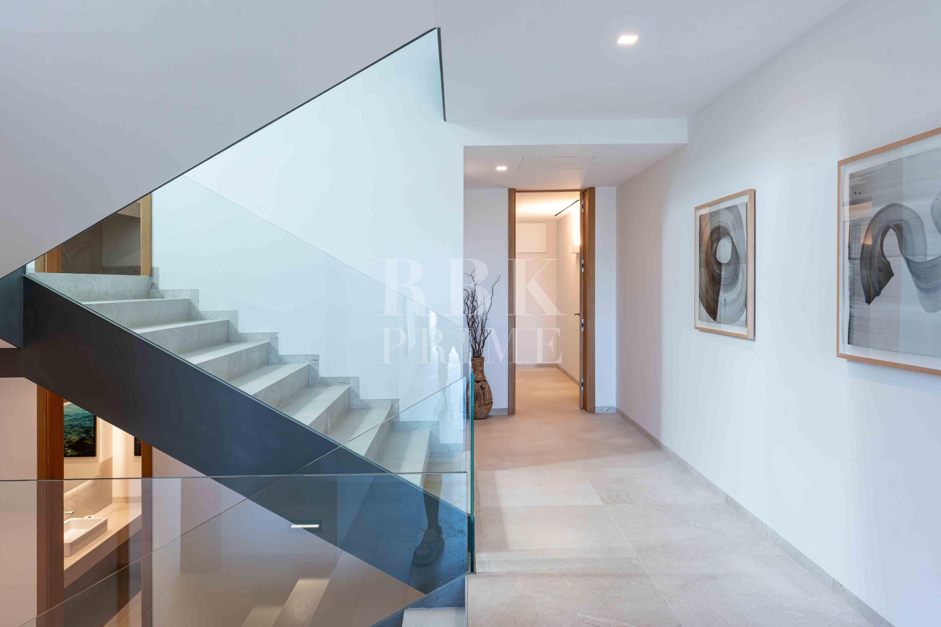 Available - Villa - Calvià