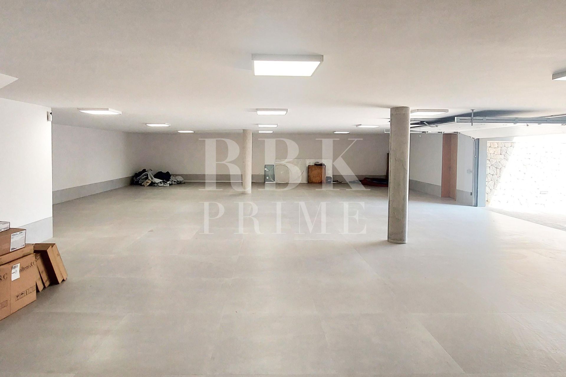 Available - Villa - Calvià
