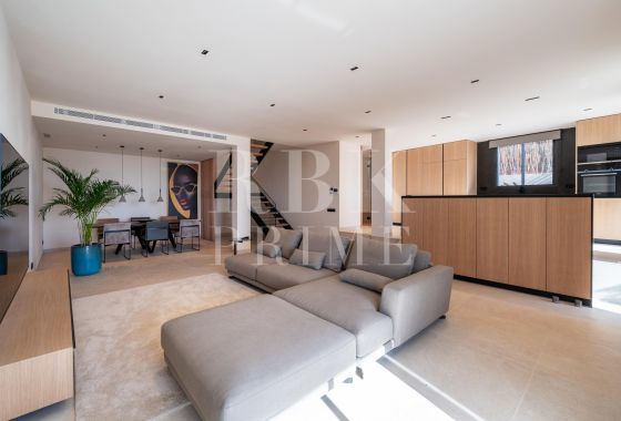 Villa · Available - Calvià