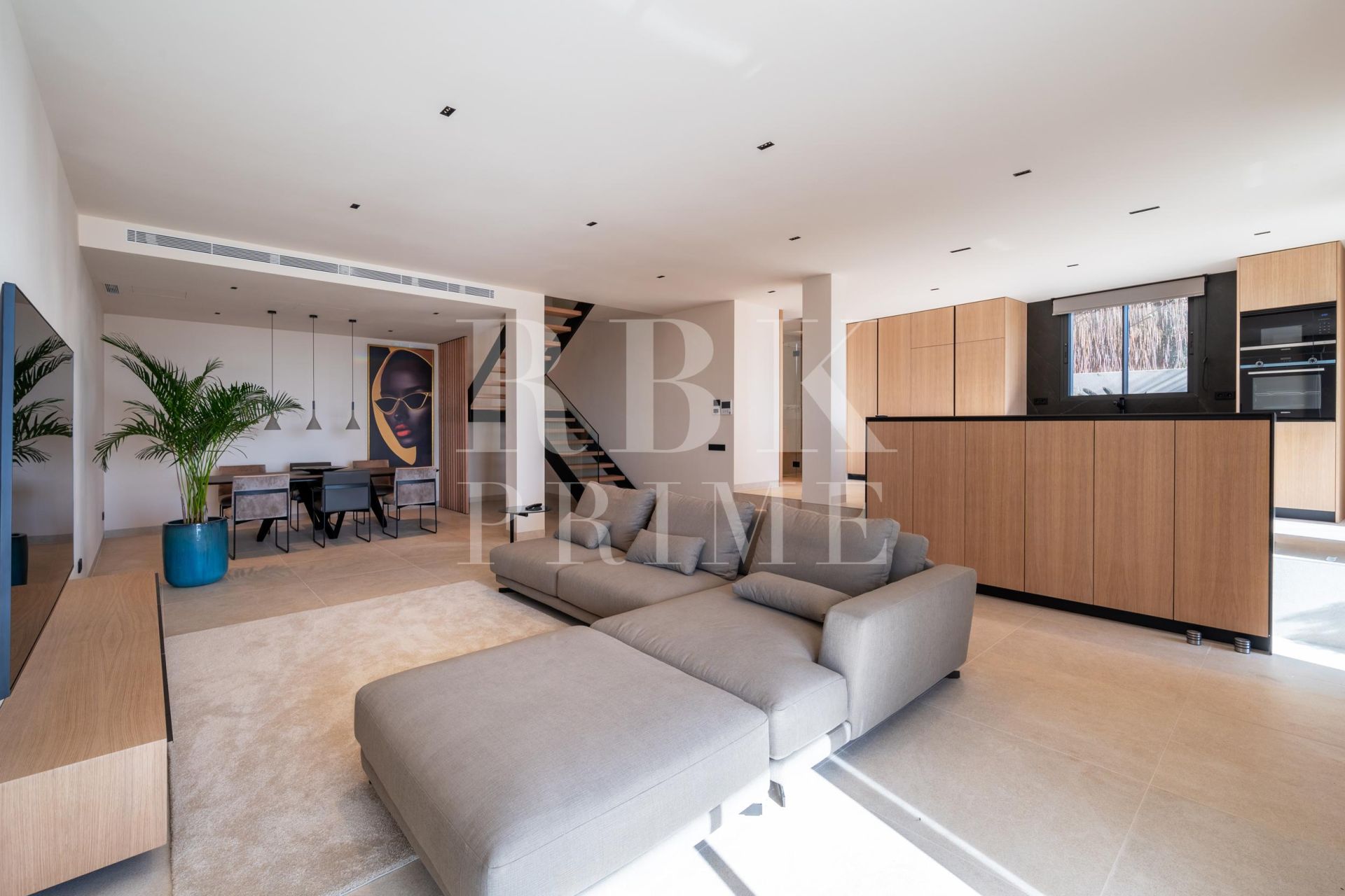 Available - Villa - Calvià