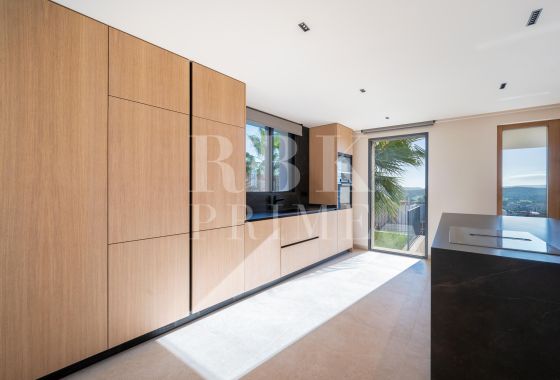 Villa · Available - Calvià