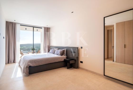 Villa · Available - Calvià