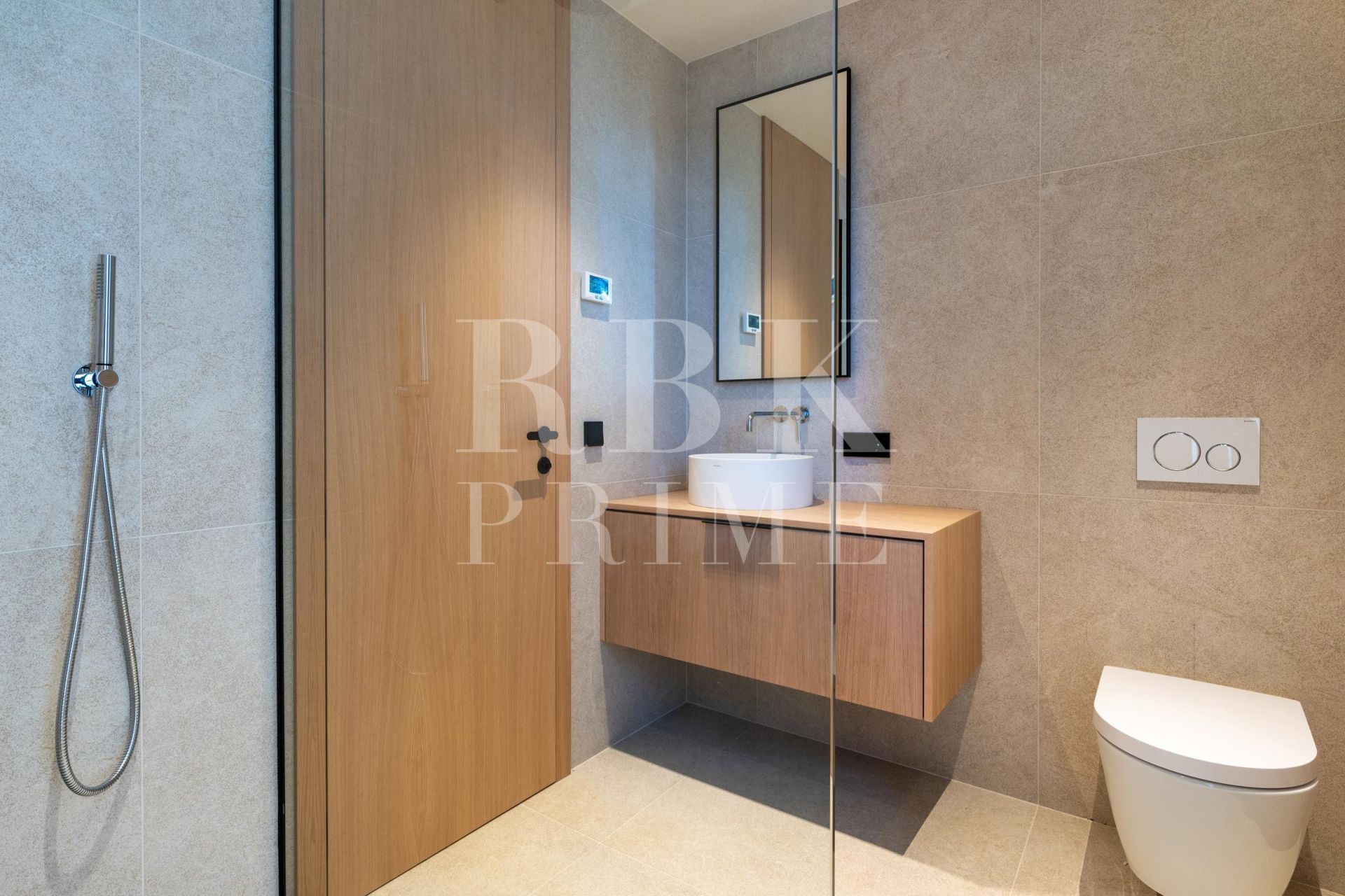 Available - Villa - Calvià