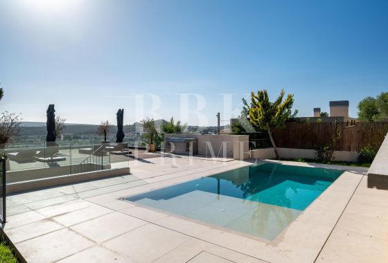 Villa · Available - Calvià