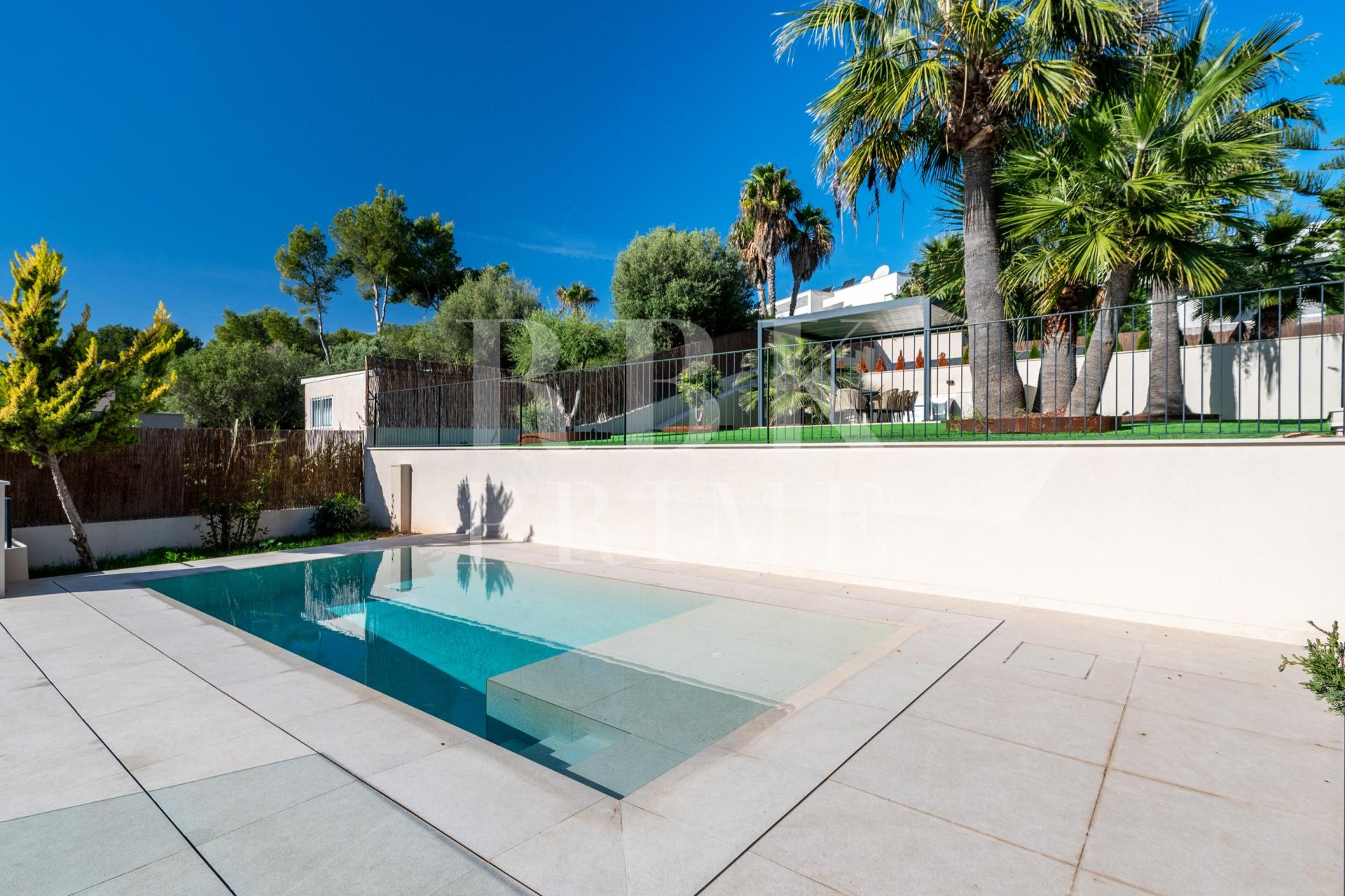Available - Villa - Calvià