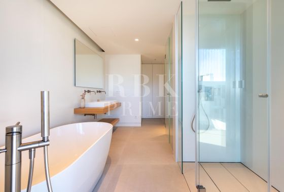 Penthouse · Available - Palma
