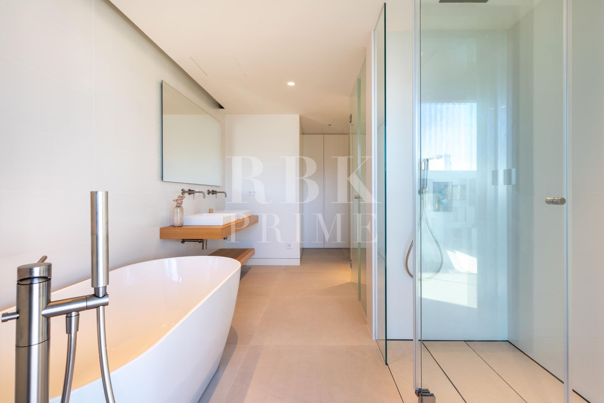 Available - Penthouse - Palma