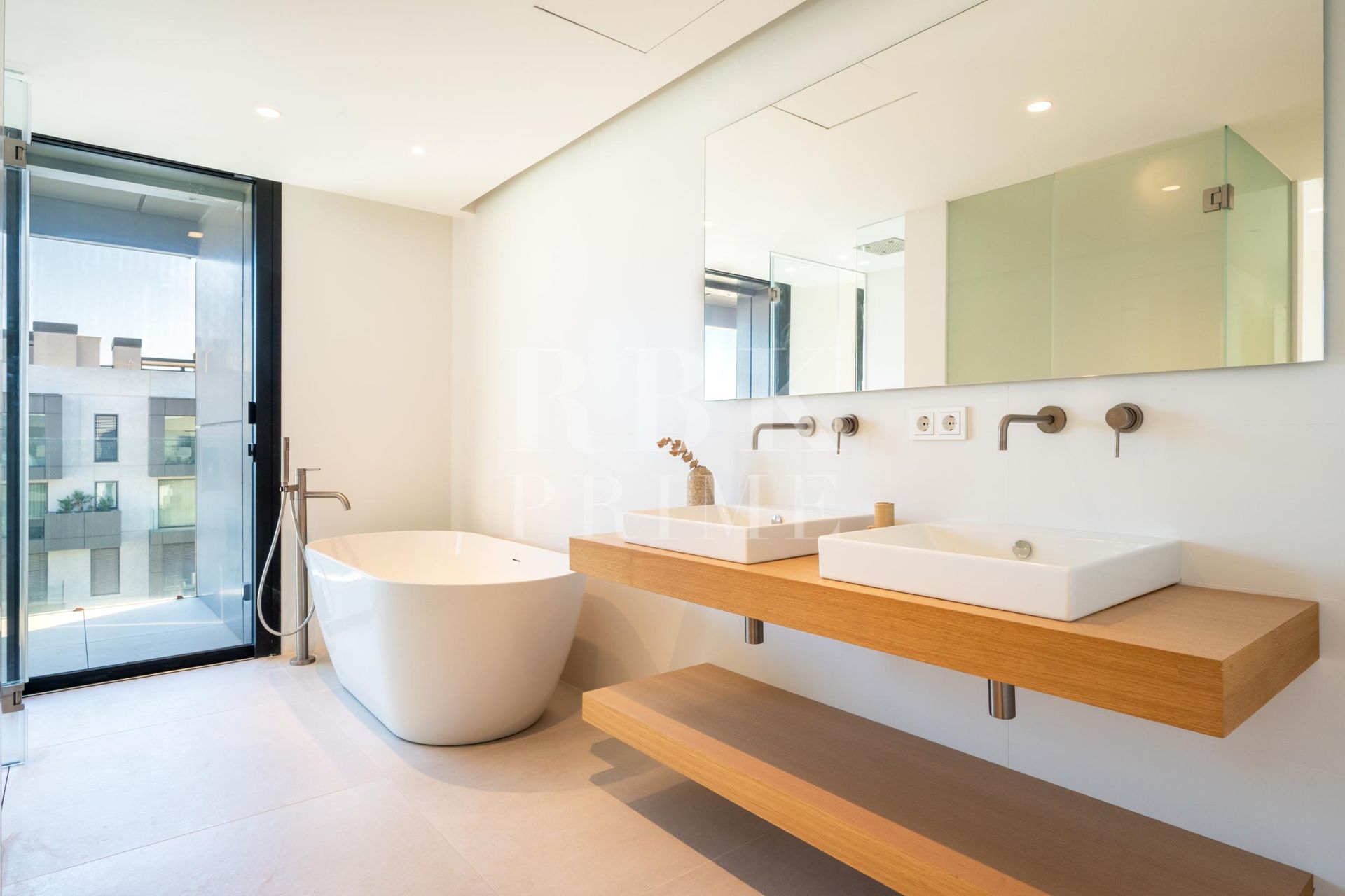 Available - Penthouse - Palma