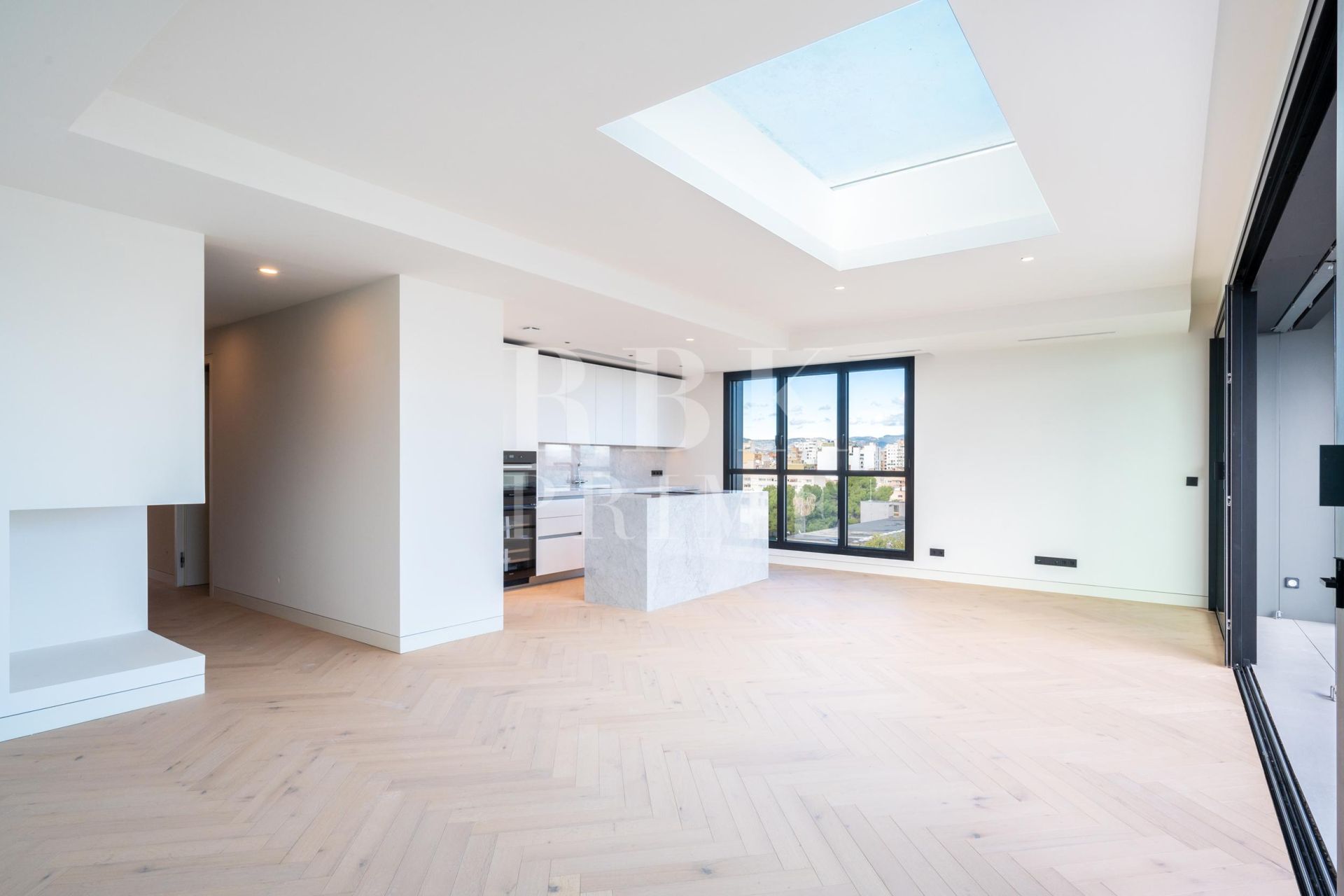Available - Penthouse - Palma
