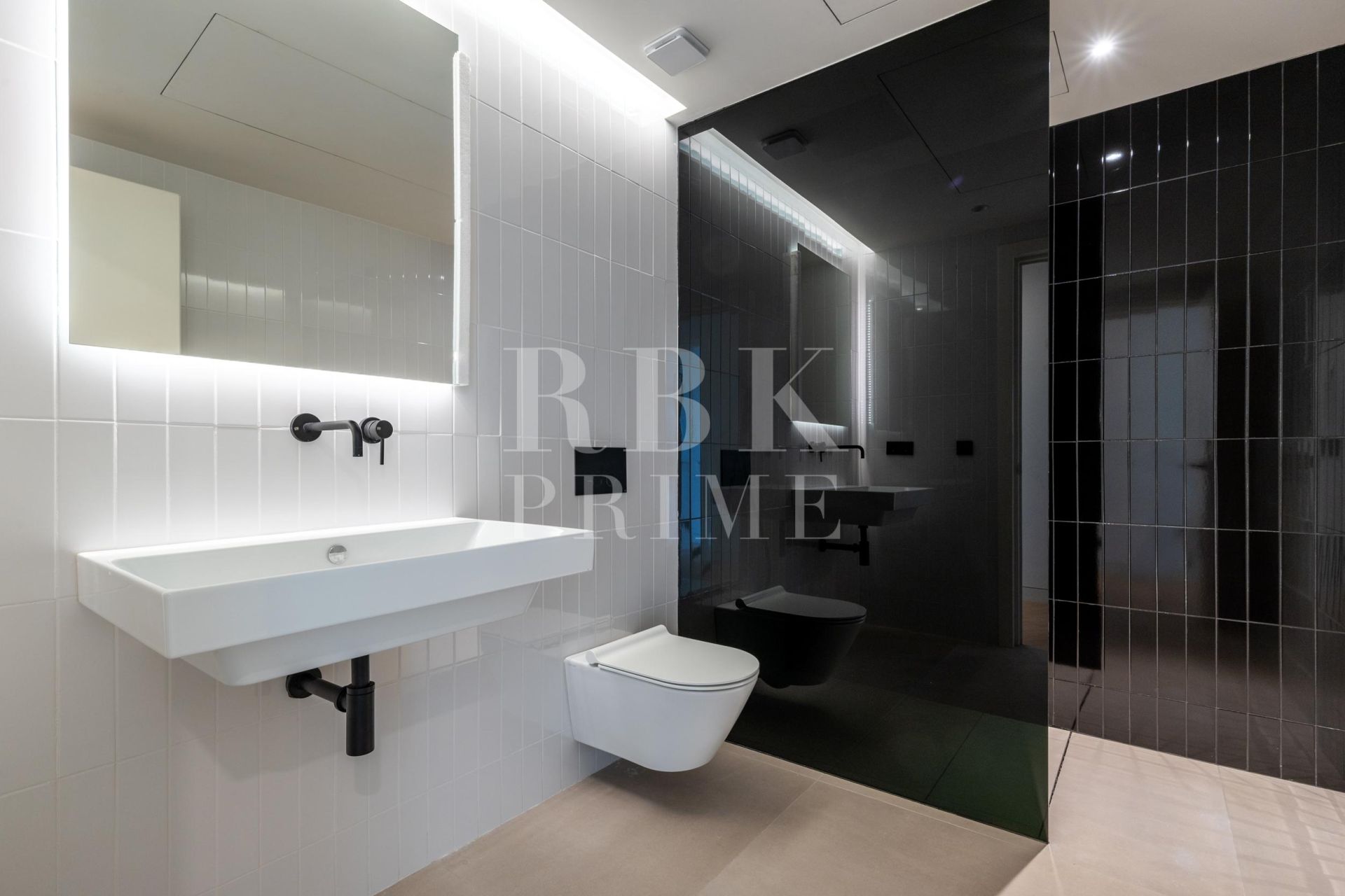Available - Penthouse - Palma