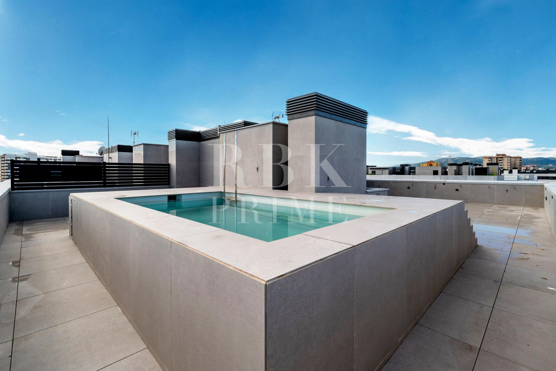 Available - Penthouse - Palma