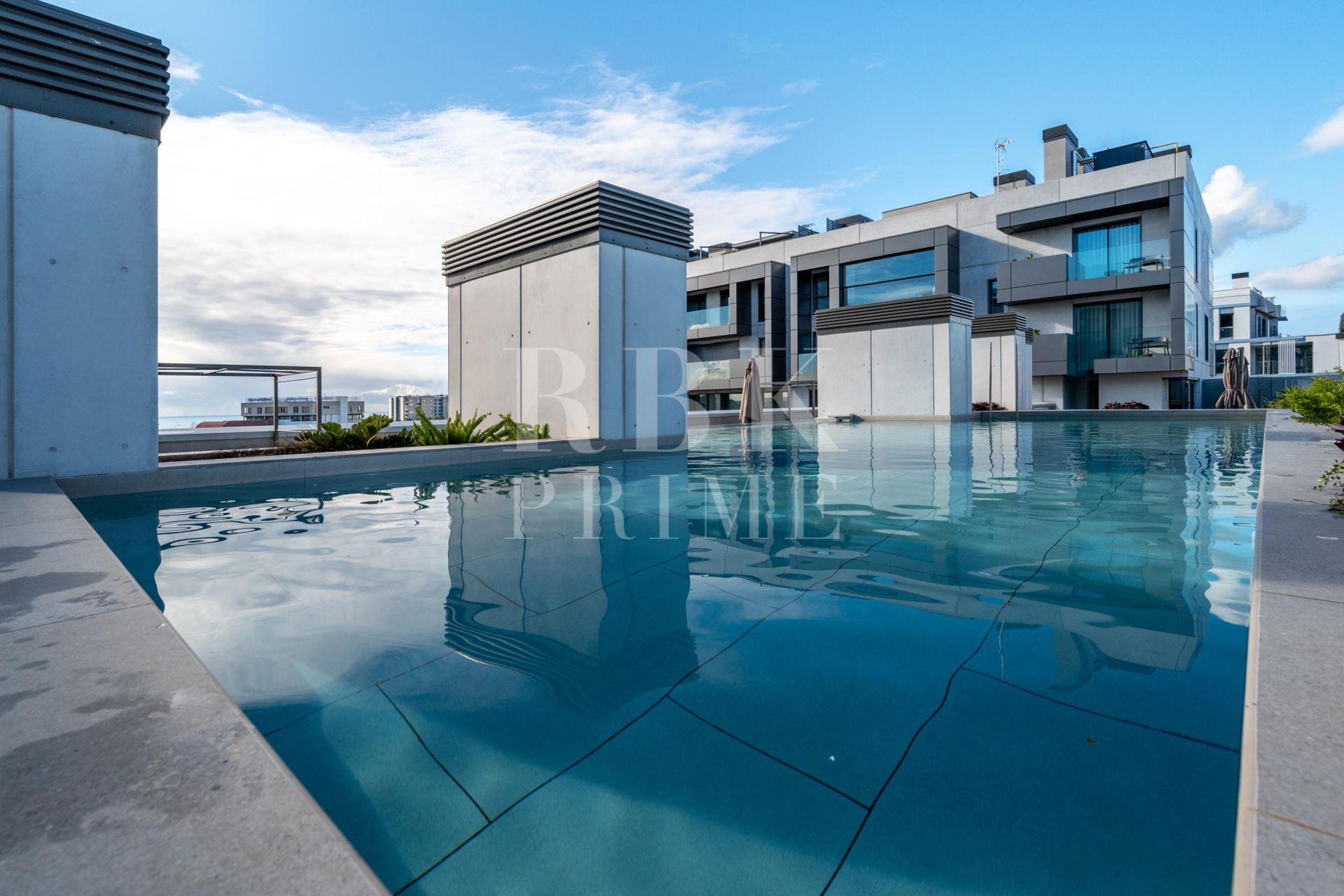 Available - Penthouse - Palma