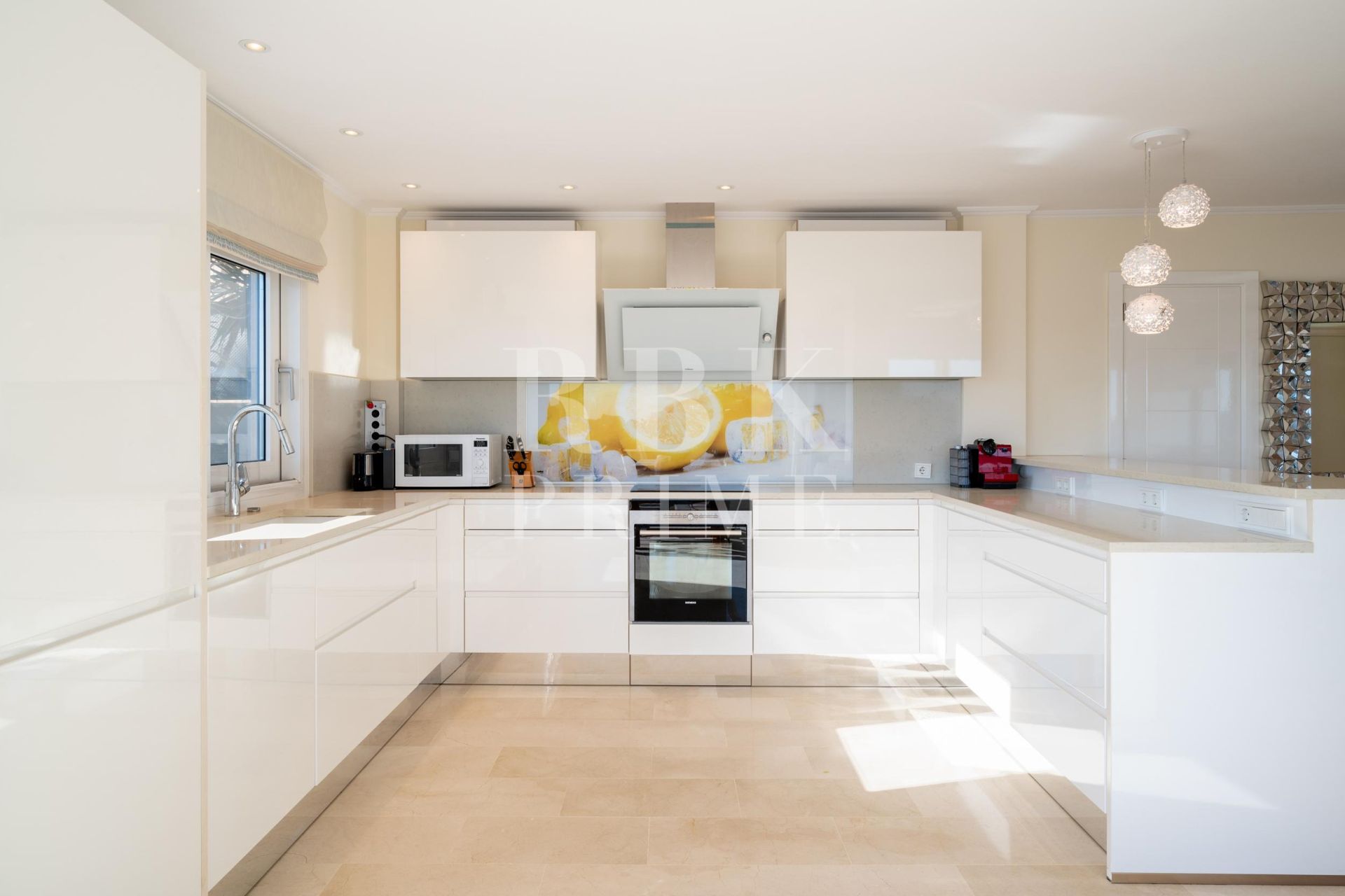 Available - Villa - Calvià