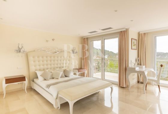 Villa · Available - Calvià