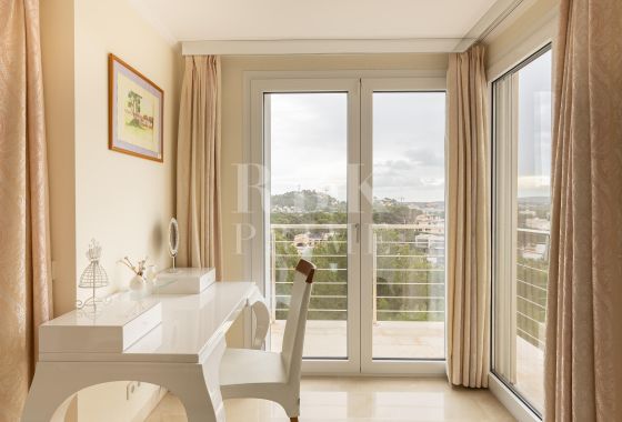 Villa · Available - Calvià