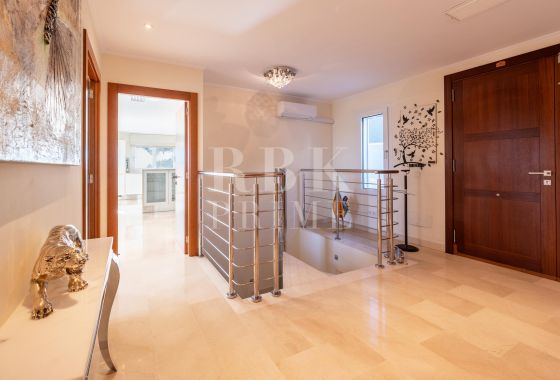 Villa · Available - Calvià