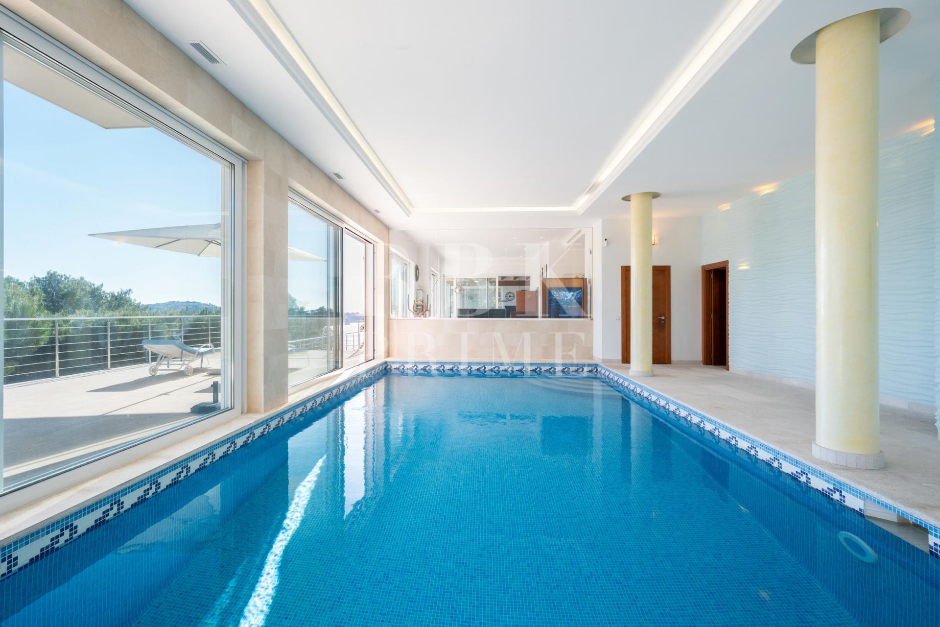 Available - Villa - Calvià
