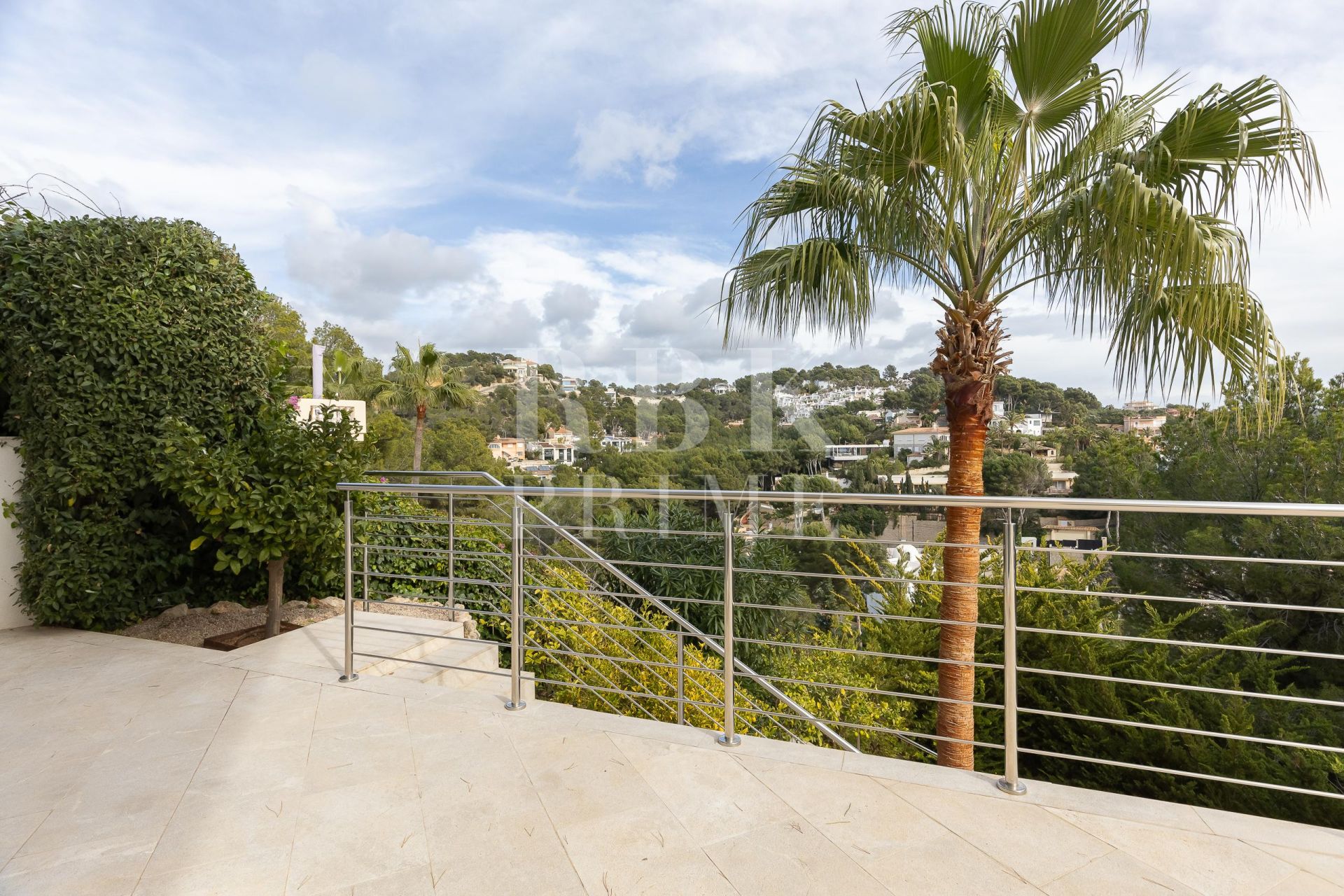 Available - Villa - Calvià