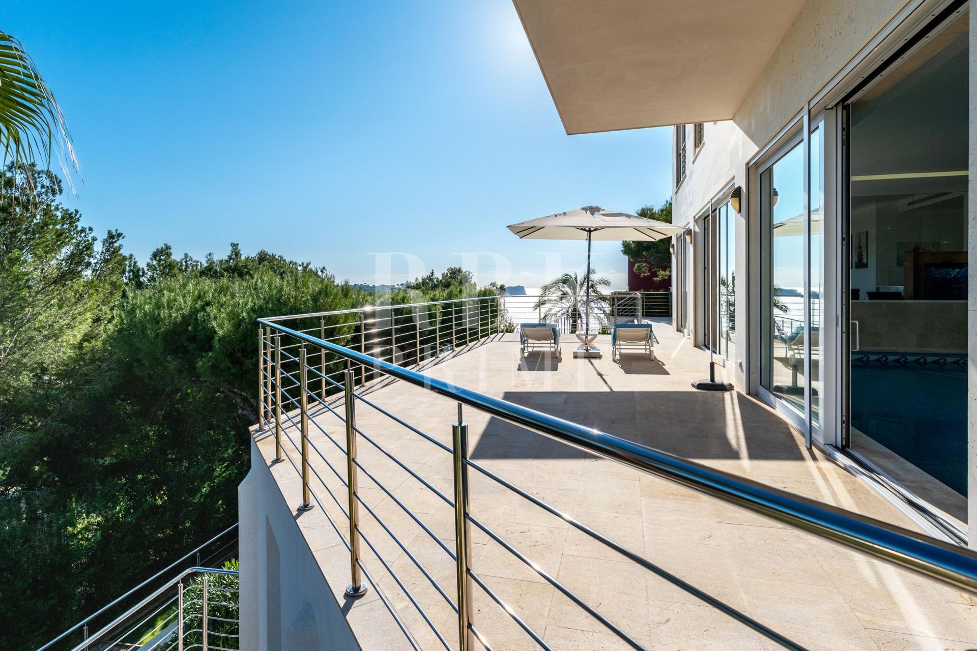 Available - Villa - Calvià