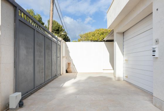 Villa · Available - Calvià