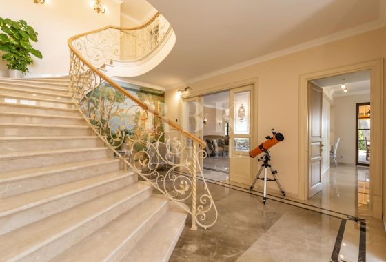 Villa · Available - Calvià