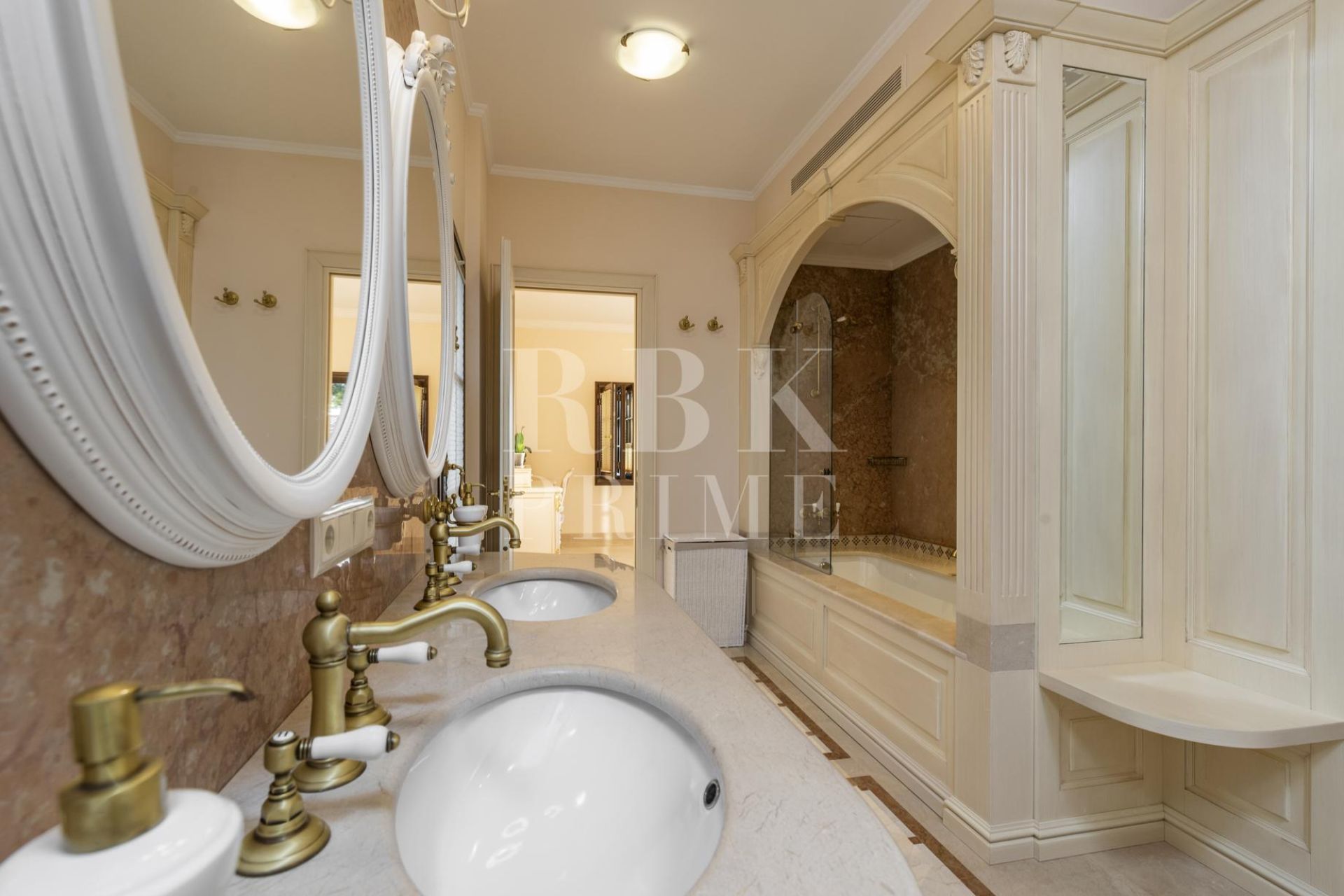 Available - Villa - Calvià
