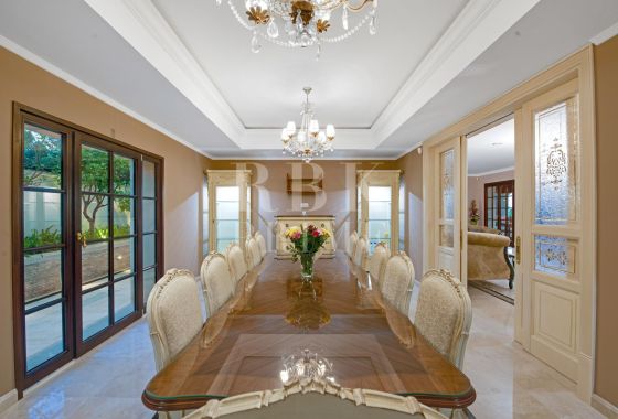 Villa · Available - Calvià