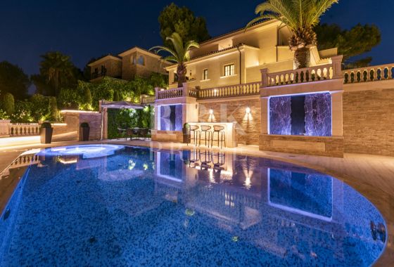 Villa · Available - Calvià
