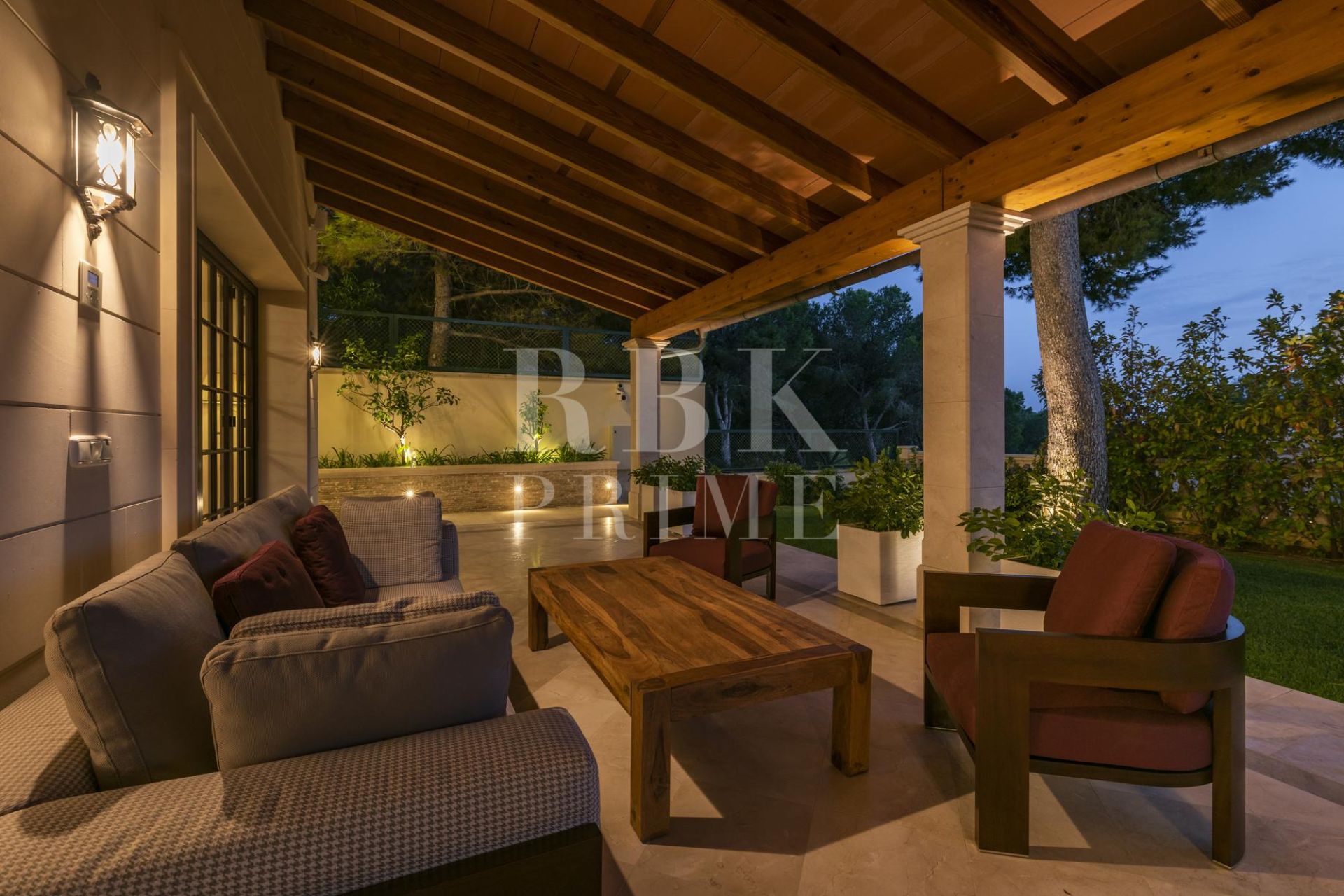 Available - Villa - Calvià