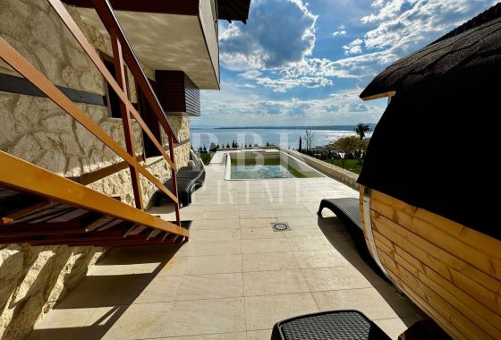 Villa · Available - Bulgaria